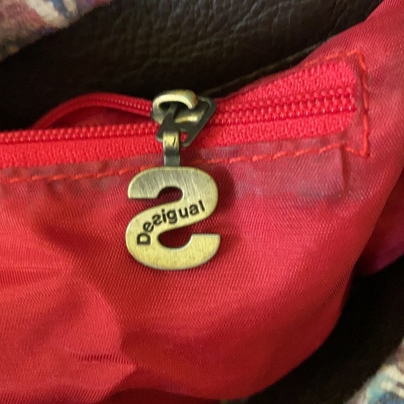 Desigual - Picture 7 of 8